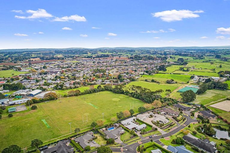 Photo of property in 17 Mahoe Glade, Patumahoe, Pukekohe, 2679