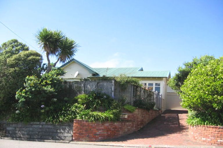 Photo of property in 87 Cockayne Road, Khandallah, Wellington, 6035