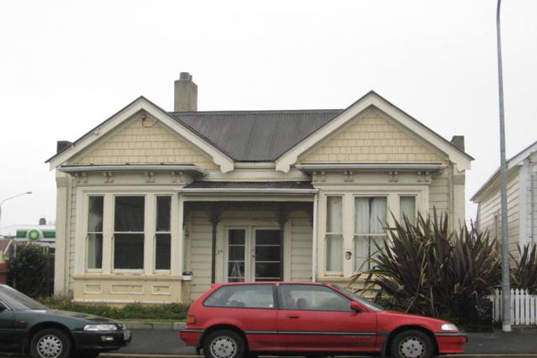 Photo of property in 29 Howe Street, North Dunedin, Dunedin, 9016