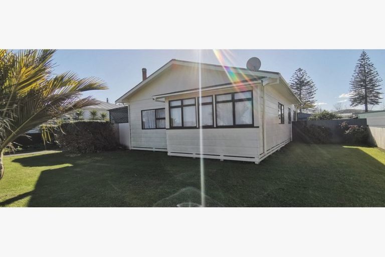 Photo of property in 171 Queen Street, Wairoa, 4108