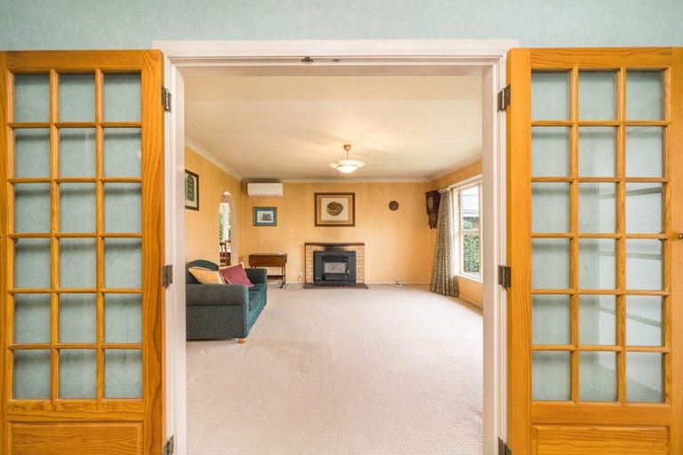 Photo of property in 8 Ake Ake Avenue, Hokowhitu, Palmerston North, 4410