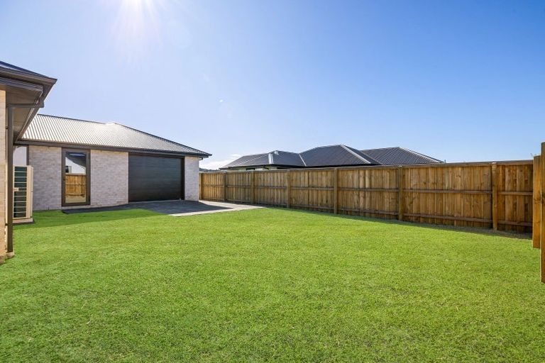 Photo of property in 38 Hilton Drive, Amberley, 7410