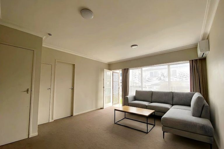Photo of property in 2/131 Coronation Road, Papatoetoe, Auckland, 2025