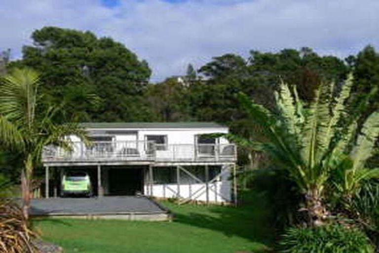 Photo of property in 27 Puketiro Place, Paihia, 0200
