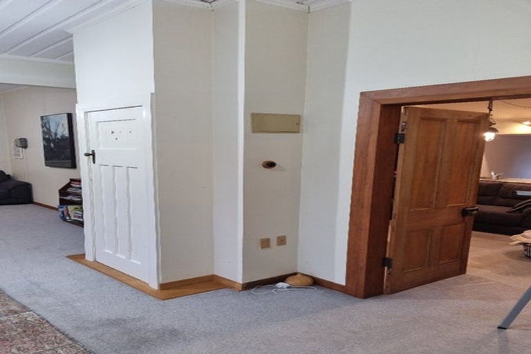 Photo of property in 27 Parrs Road, Hurworth, New Plymouth, 4371