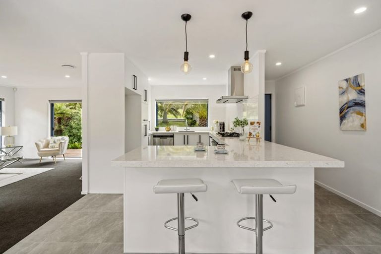 Photo of property in 164 Pooks Road, Swanson, Auckland, 0612