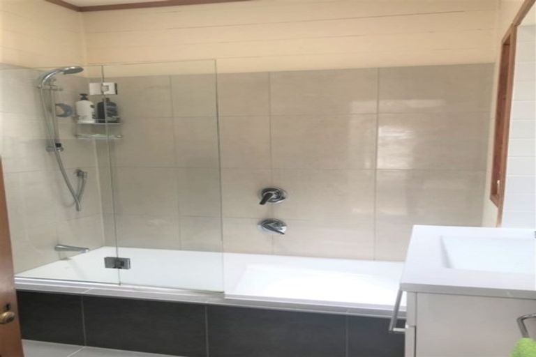 Photo of property in 34 Rahui Road, Greenhithe, Auckland, 0632