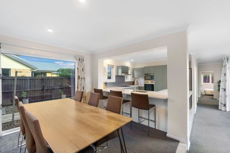 Photo of property in 65 Coolspring Way, Redwood, Christchurch, 8051