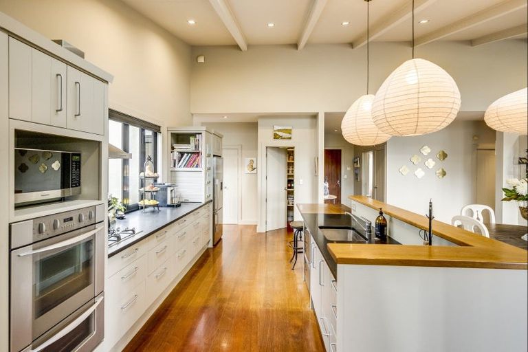 Photo of property in 110 Black Barn Road, Havelock North, 4294