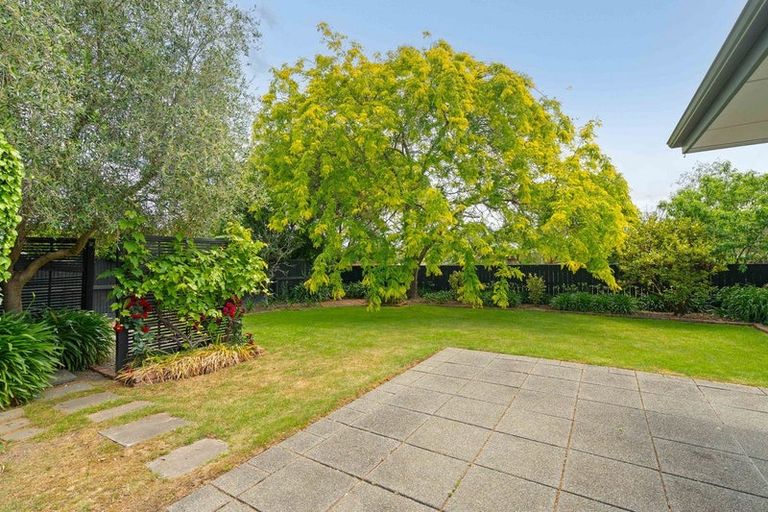 Photo of property in 82 Naples Street, Martinborough, 5711