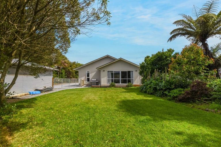 Photo of property in 15 School Road, Riwaka, Motueka, 7198