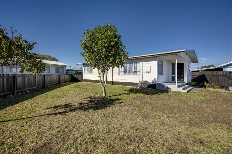 Photo of property in 9 Weddell Street, Flaxmere, Hastings, 4120