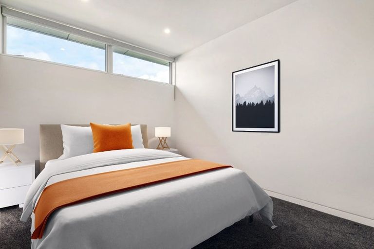 Photo of property in 451 East Coast Road, Murrays Bay, Auckland, 0630