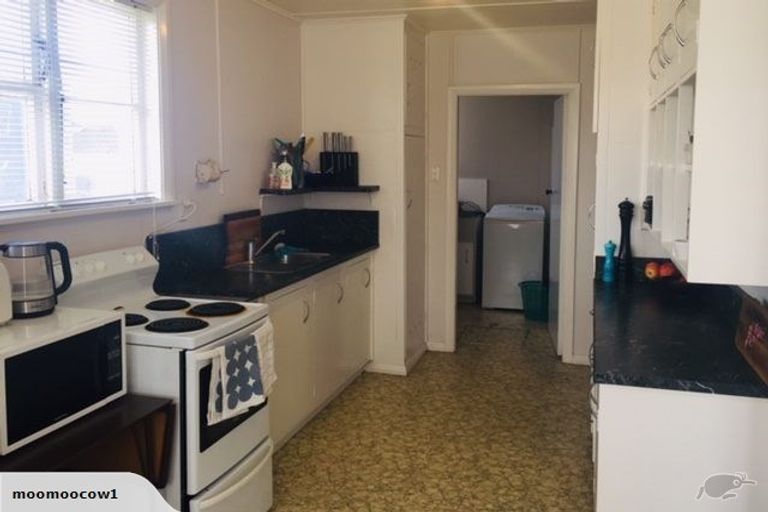 Photo of property in 72 Peat Street, Whanganui, 4500