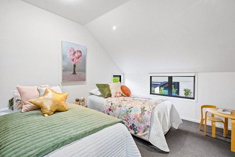 Photo of property in 98b Western Hills Drive, Kensington, Whangarei, 0112