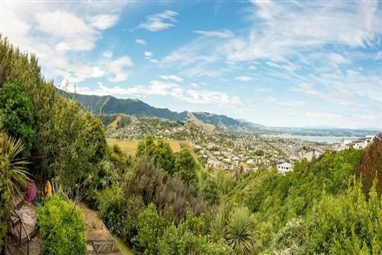 Photo of property in 13 Windsor Drive, Britannia Heights, Nelson, 7010