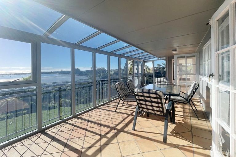 Photo of property in 30 Tamaki Bay Drive, Pakuranga, Auckland, 2010