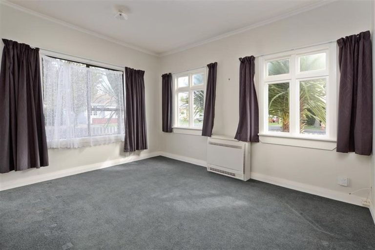 Photo of property in 38 Kirkcaldy Street, South Dunedin, Dunedin, 9012
