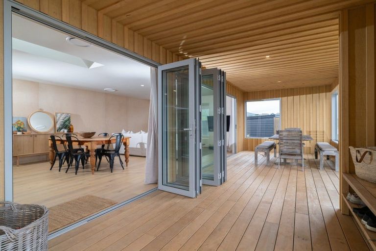 Photo of property in 8 Maataitai Road, Raglan, 3225