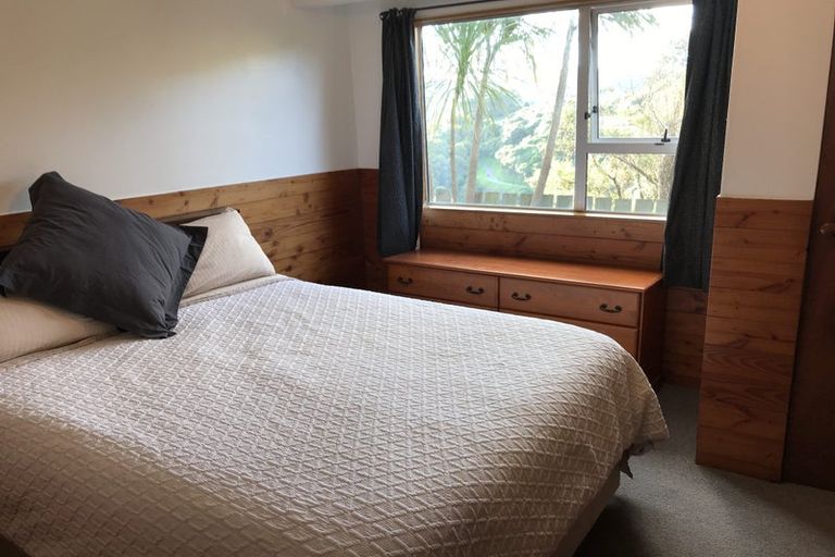 Photo of property in 34 Mark Avenue, Paparangi, Wellington, 6037