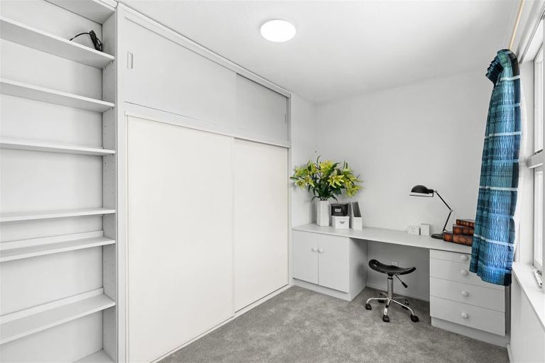 Photo of property in 3 Blankney Street, Hornby, Christchurch, 8042