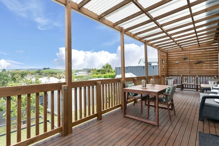 Photo of property in 9 Weka Street, Mangawhai, 0505