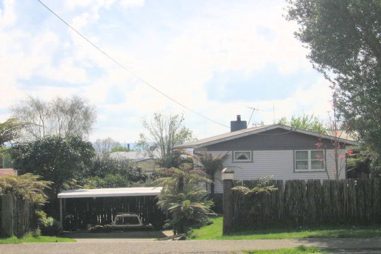 Photo of property in 18 Porikapa Road, Owhata, Rotorua, 3010