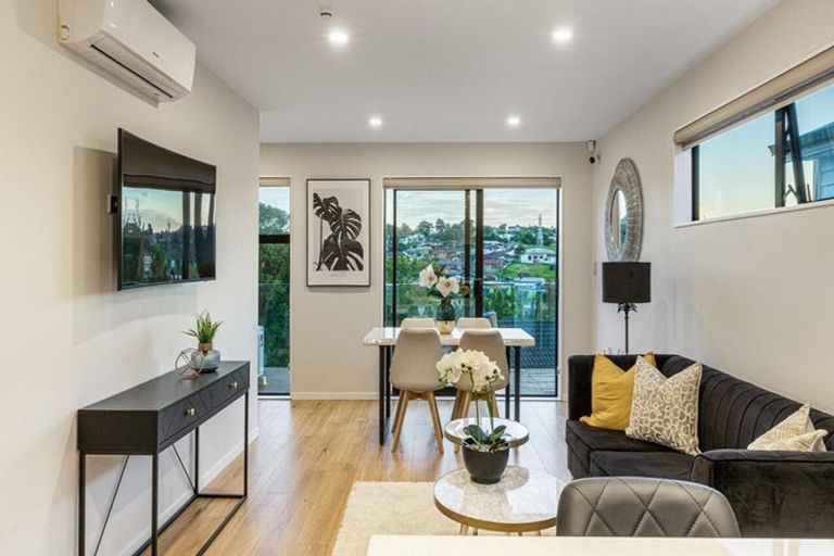 Photo of property in 59b Redwood Drive, Massey, Auckland, 0614