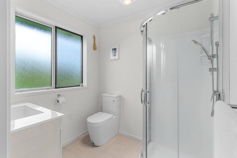Photo of property in 22 Seascape Crescent, Waipu, 0582