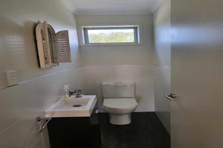 Photo of property in 68 Bream Bay Drive, Ruakaka, 0116