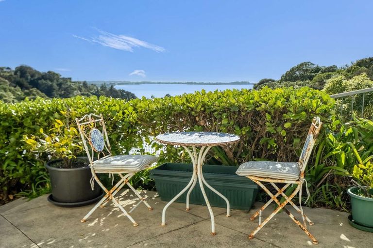 Photo of property in 10 Cadiz Lane, Mount Pleasant, Christchurch, 8081