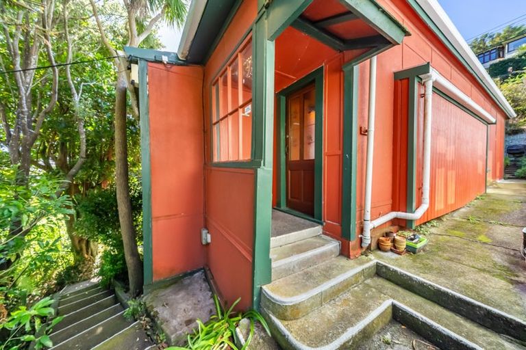 Photo of property in 3 Lincoln Street, Brooklyn, Wellington, 6021