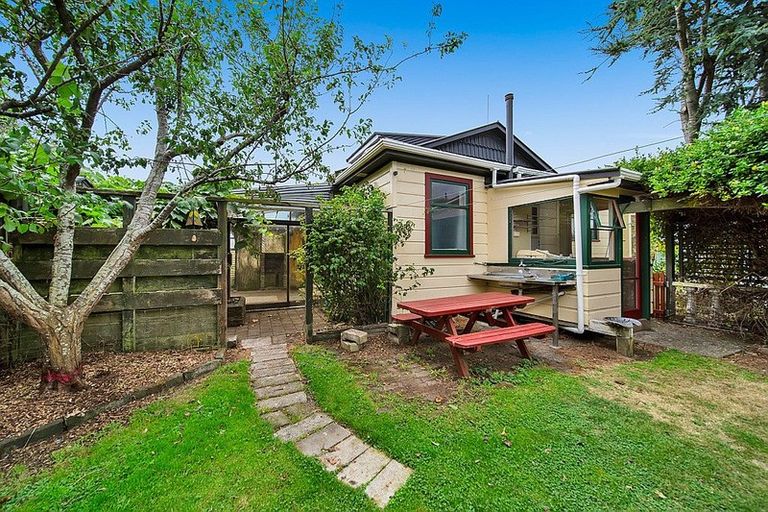 Photo of property in 14 Fitzroy Street, Normanby, Hawera, 4614