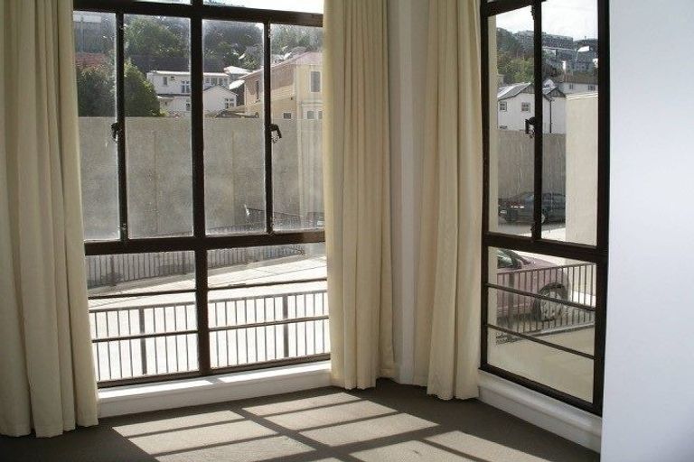 Photo of property in Augusta Apartments, 11/254 Willis Street, Te Aro, Wellington, 6011