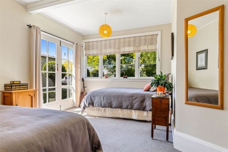 Photo of property in 35 Alpha Avenue, Strowan, Christchurch, 8052