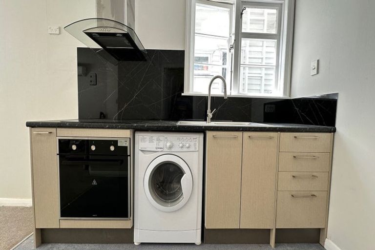 Photo of property in 3/23 Clifton Terrace, Kelburn, Wellington, 6012