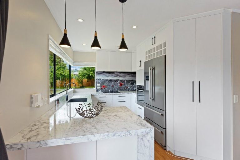 Photo of property in 96 Makarini Street, Paraparaumu, 5032