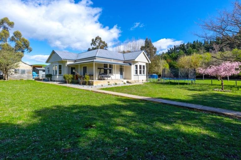 Photo of property in 114 Veritys Road, Maungati, Cave, 7984