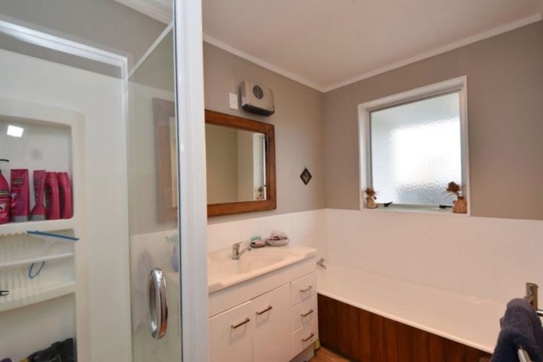 Photo of property in 42 Willis Street, Grasmere, Invercargill, 9810