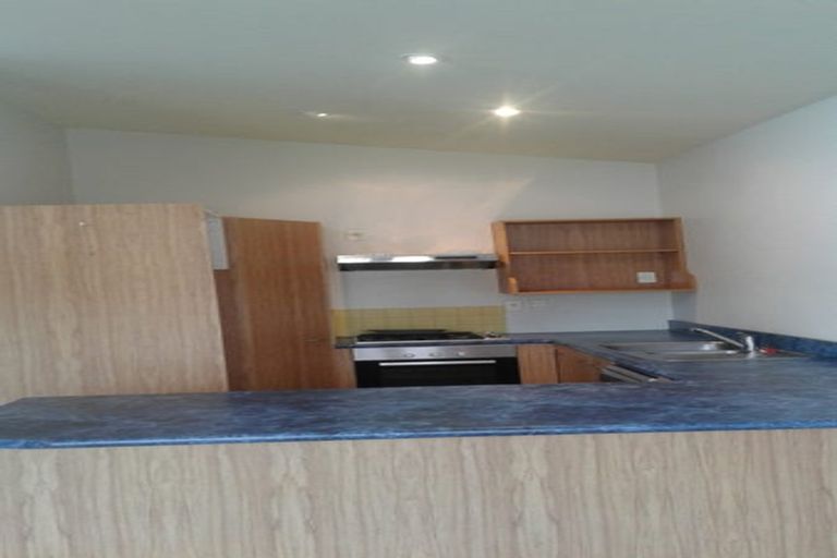 Photo of property in 22 Marina View, Paremata, Porirua, 5026