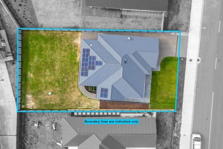 Photo of property in 168 Karuhiruhi Street, Waikanae, 5036