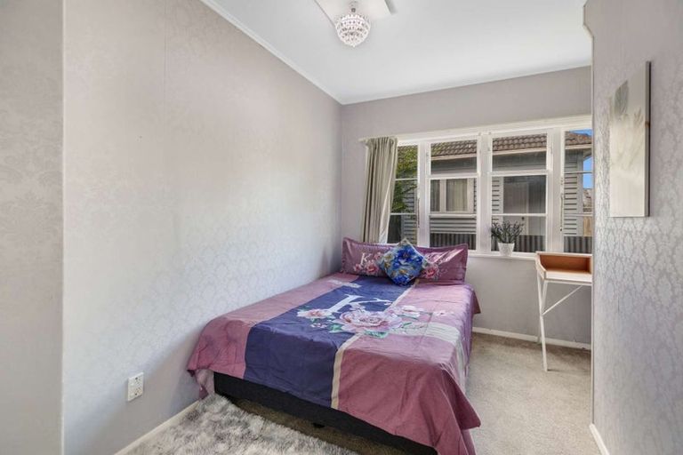 Photo of property in 28 Oxford Street, Hokowhitu, Palmerston North, 4410