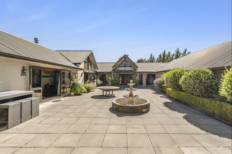 Photo of property in 117 Riverbank Road, Wanaka, 9382