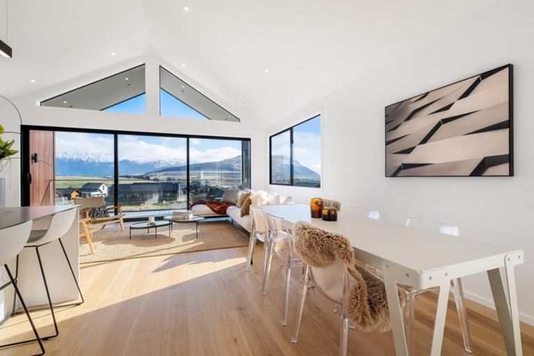 Photo of property in 3b Glenelg Lane, Jacks Point, 9371