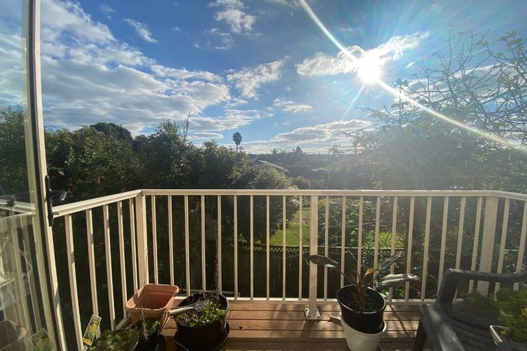 Photo of property in 2/49 Henderson Valley, Henderson, Auckland, 0612