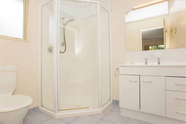 Photo of property in 19 Margaret Place, Lytton West, Gisborne, 4010