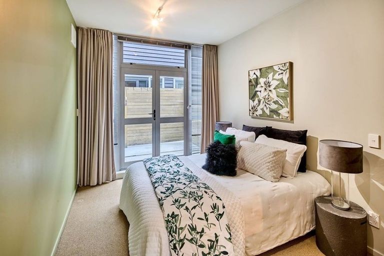 Photo of property in 9/337 Jackson Street, Petone, Lower Hutt, 5012