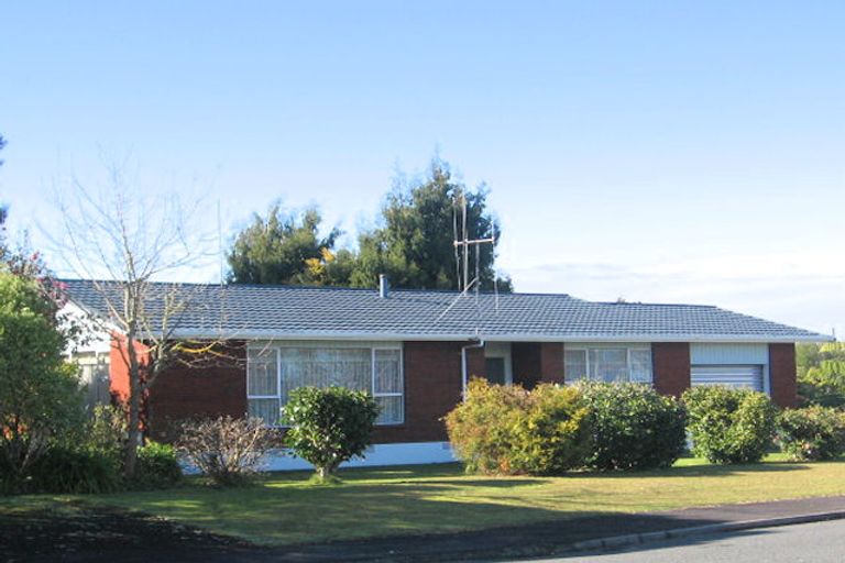 Photo of property in 6 Anson Avenue, Fairfield, Hamilton, 3214