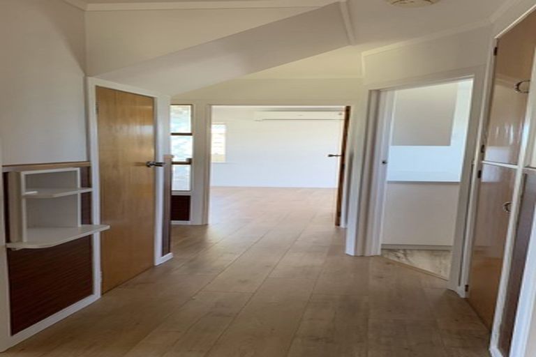 Photo of property in 72a Carlisle Road, Browns Bay, Auckland, 0632