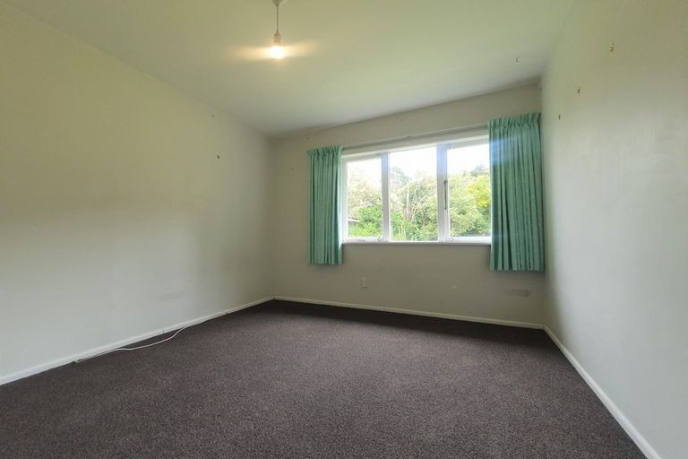 Photo of property in 54 Woodside Road, Massey, Auckland, 0614